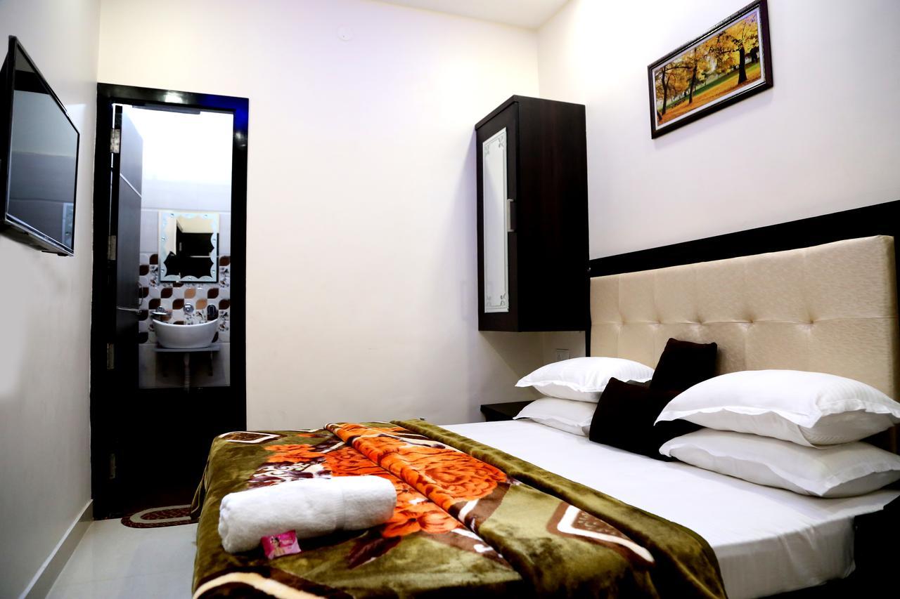Hotel Chohan Residency อัมริตสา ภายนอก รูปภาพ